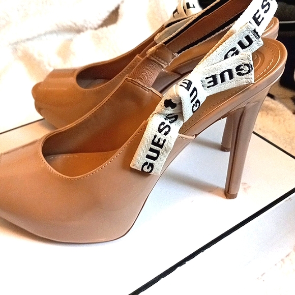 Guess Tan Peep Toe Heels w/ Bow Straps, Size 8 - Picture 4 of 9
